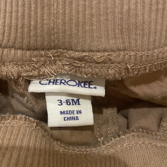 Cherokee boys cargo khaki shorts - Picture 2 of 3